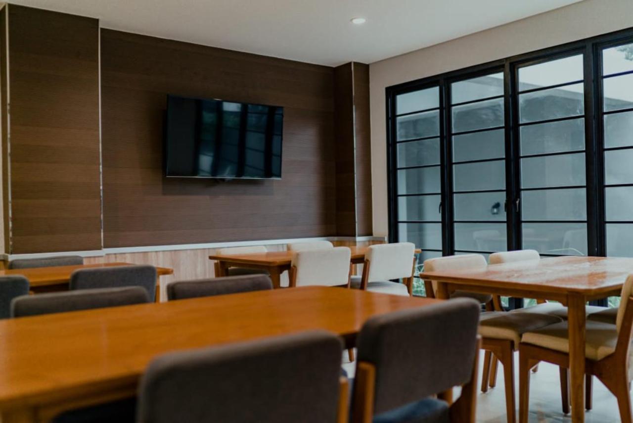 ג'קרטה Mendjangan Residence מראה חיצוני תמונה